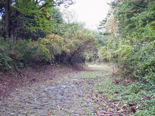 上長坂地区の石畳