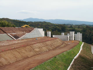 塚原インターチェンジ建設中